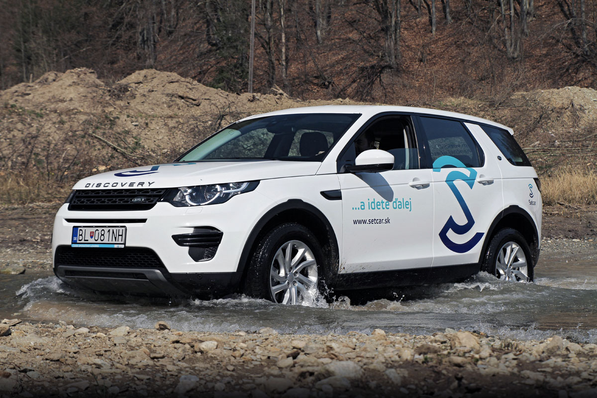 Náhradné vozidlo Land Rover Discovery Sport 2015